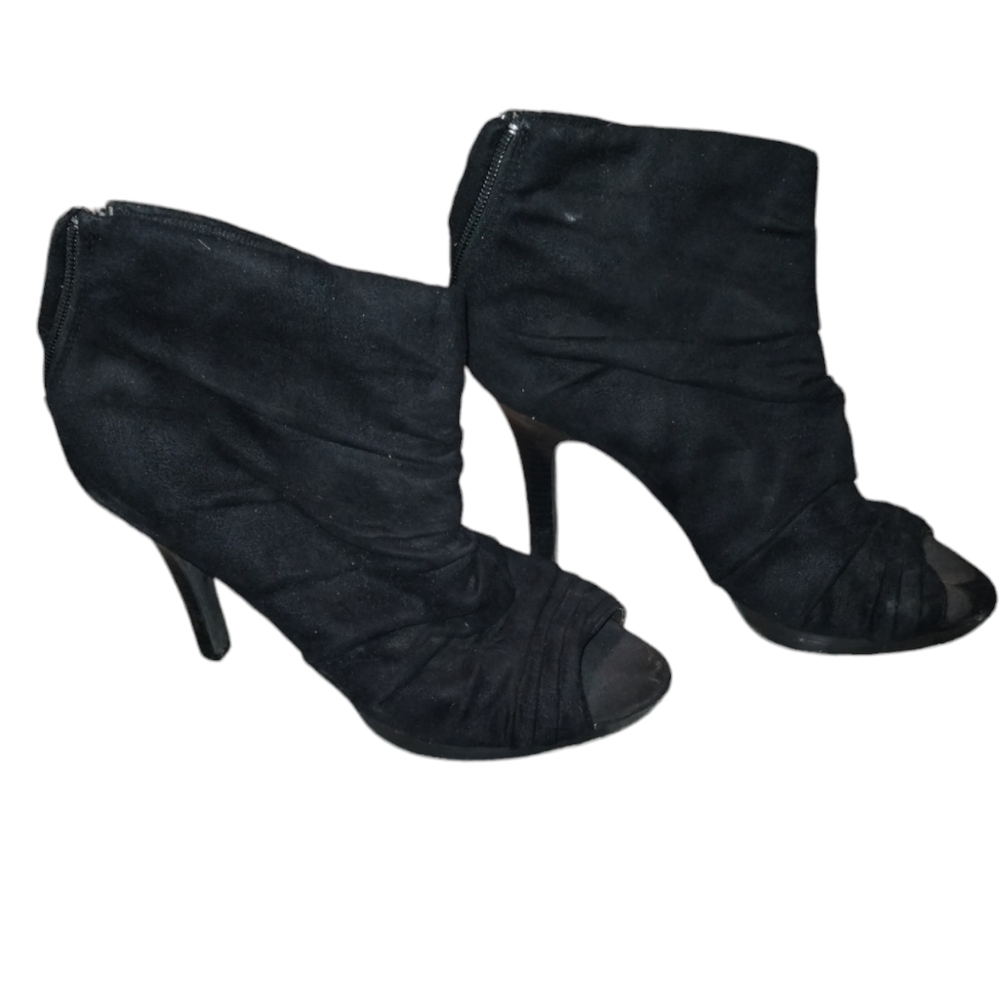 Women's High Heel Angle Boots Size 8 zipper Back